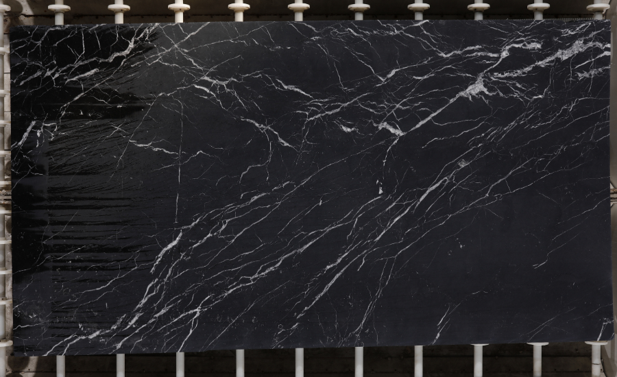 lastre marmo NERO MARQUINA confronto