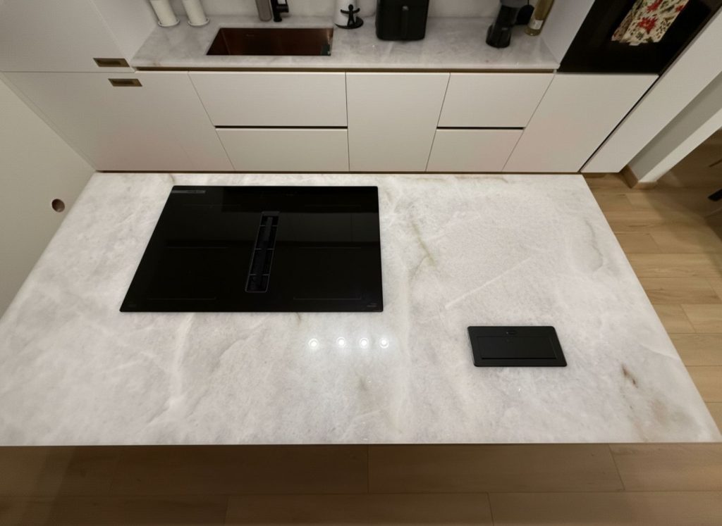 piano cucina CRISTALLO SUPERIORE